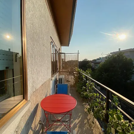Apartment Iris 10 *